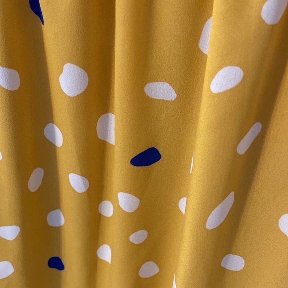 Small Yellow polka dot Skirt (piper and scout) - Picture 2 of 3